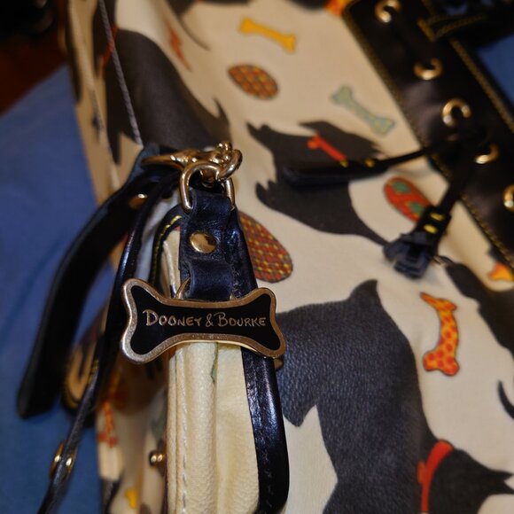 Dooney & Bourke Large Scottie Dog Purse and Wallet - Picture 15 of 15